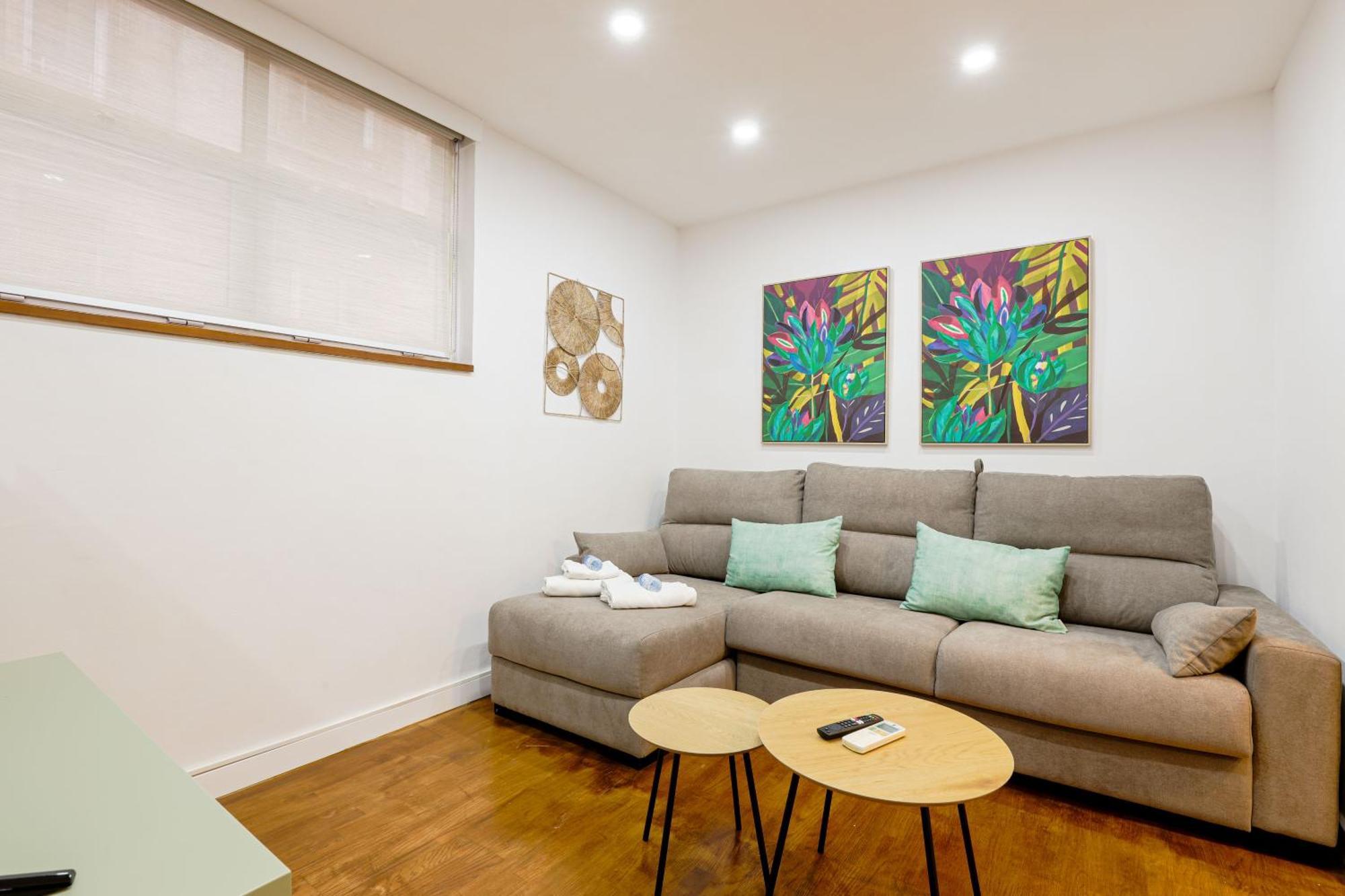 Alcam Torrent Apartment Barcelona Bagian luar foto